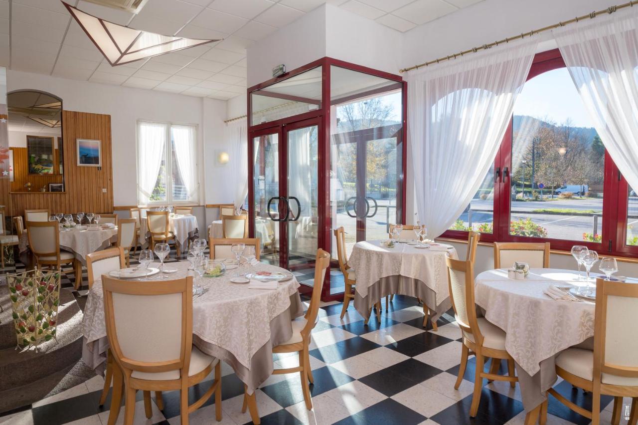 Logis Hotel & Restaurant Des Lacs Celles-sur-Plaine Zewnętrze zdjęcie